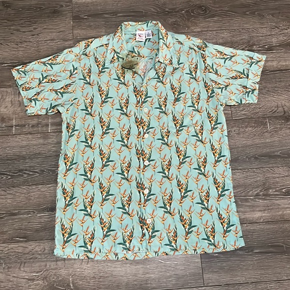 Ken LTD button down shirt size small NWT - Picture 1 of 3